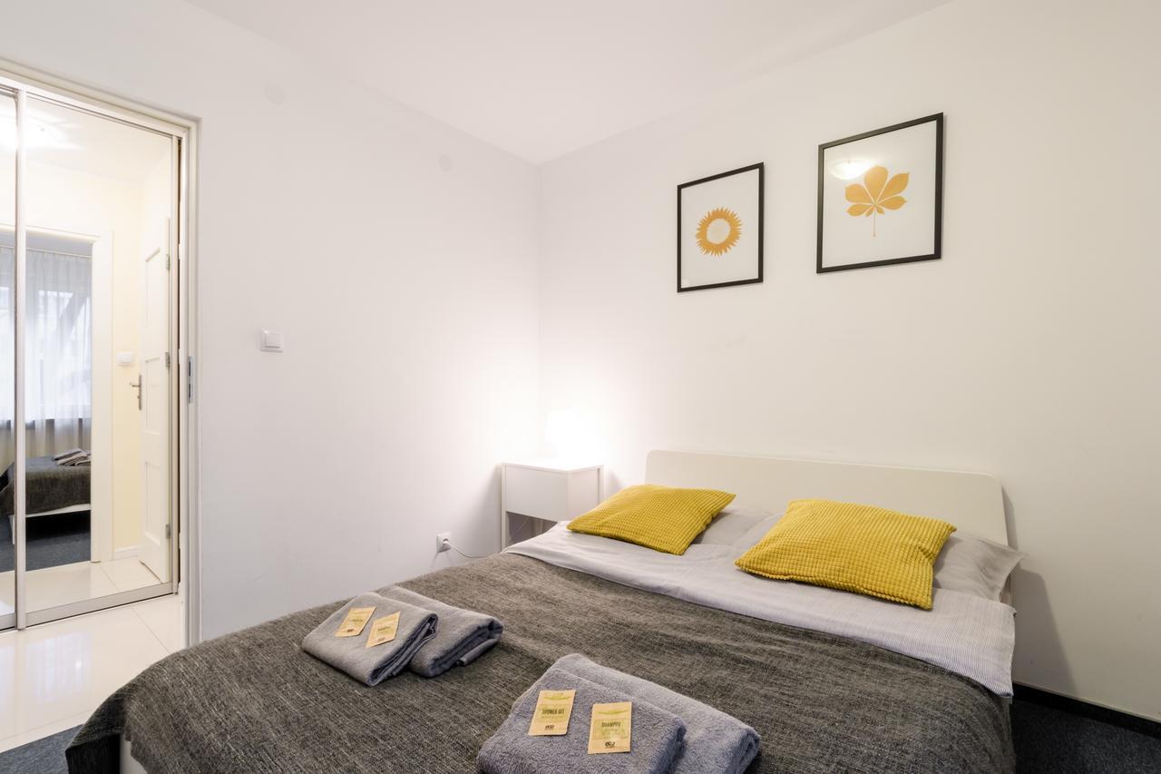 Central Suites&Studios Варшава Экстерьер фото